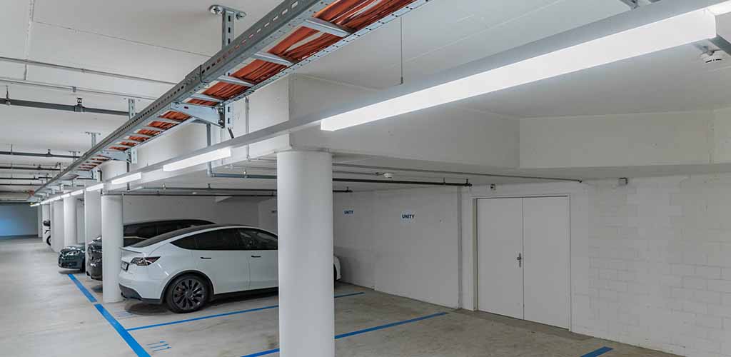 TRIVALITE-Schienensystem in der Tiefgarage des Medienhauses «Leonardo»