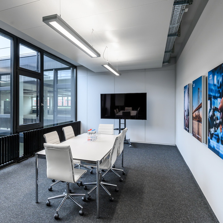 au Bureaux